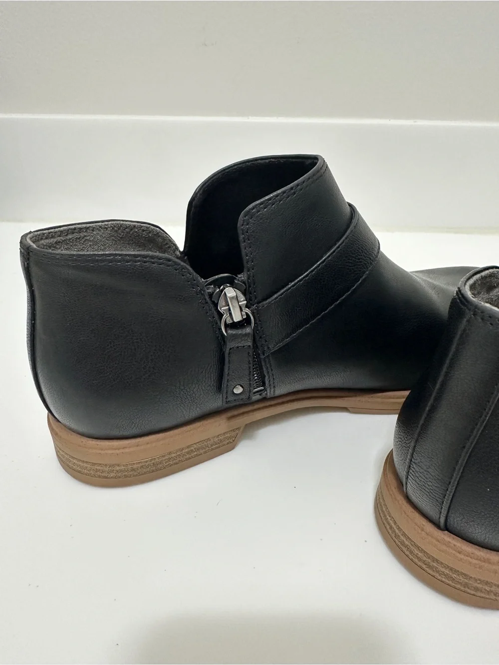 Dr. Scholls brand new